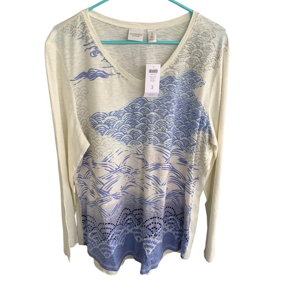 🆕 Chicos Women’s Beach Graphic Pullover Shirt Size 3 Dreamy Icing Lobelia Blue - Picture 1 of 7
